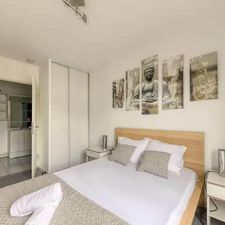 Apartment Downtown Bussy-Saint-Georges
